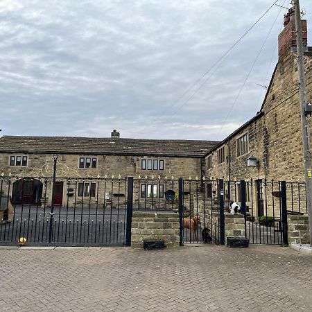 The Cottage, Cosy 2 Bedroom Pet Friendly Perfect For Contractors Free Secure Parking,Cctv Leeds  Extérieur photo